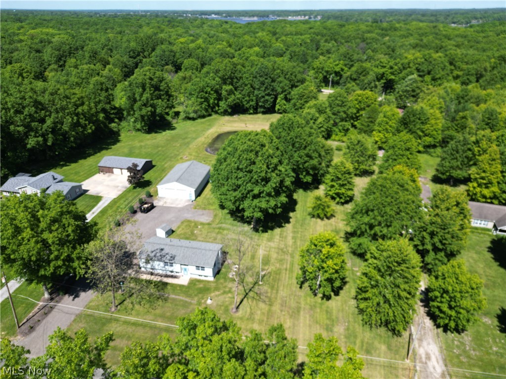 10685 Scotts Corner Road Diamond OH 44412