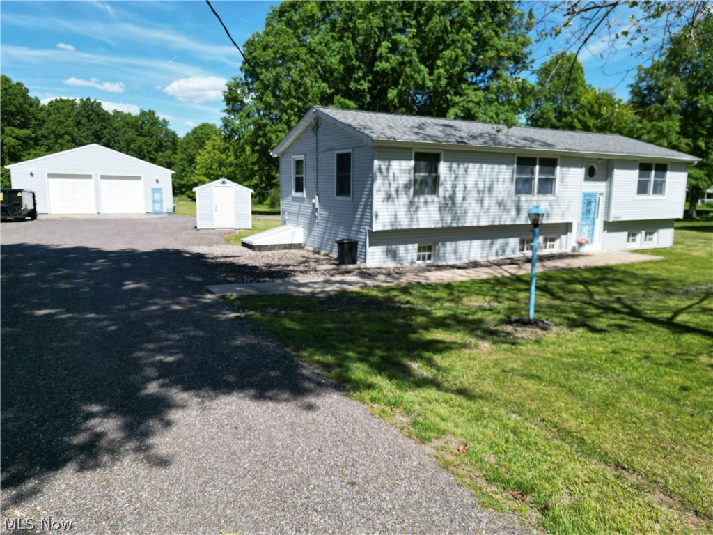 10685 Scotts Corner Road Diamond OH 44412