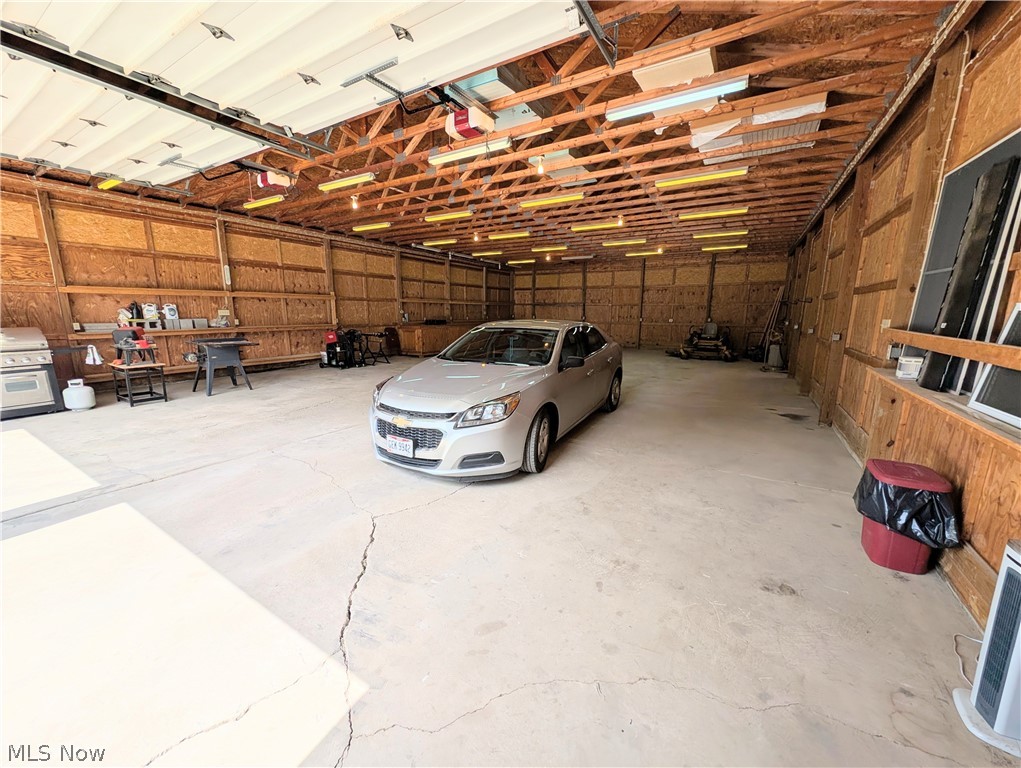 10685 Scotts Corner Road Diamond OH 44412