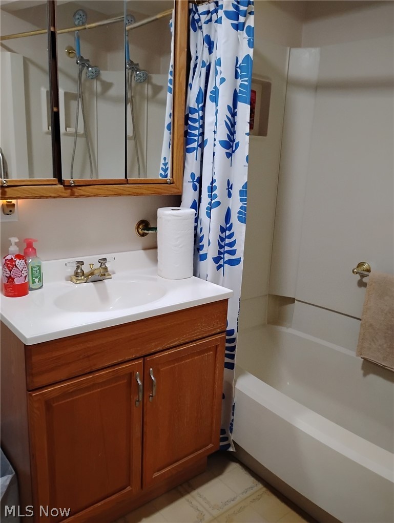 10685 Scotts Corner Road Diamond OH 44412