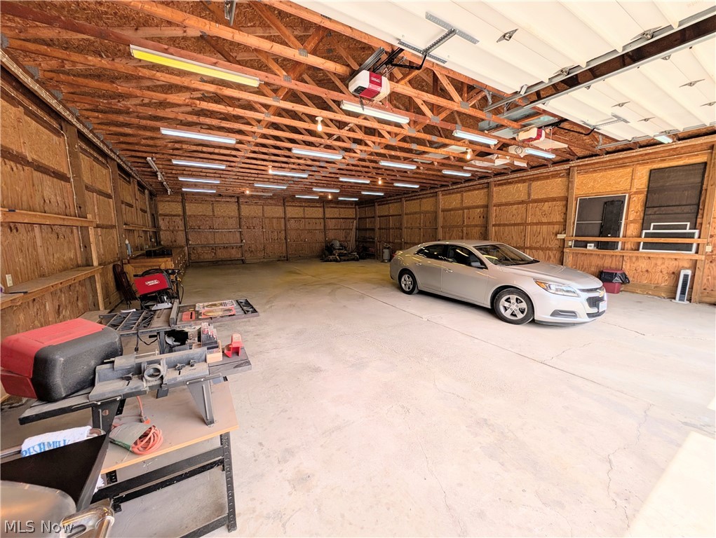 10685 Scotts Corner Road Diamond OH 44412