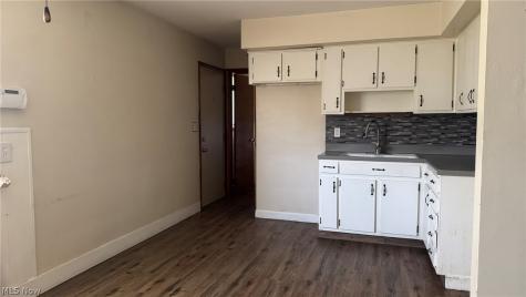 154 Greeley Lane Youngstown OH 44505