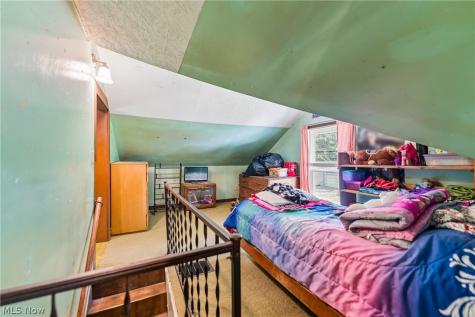 83 E Main Street Seville OH 44273