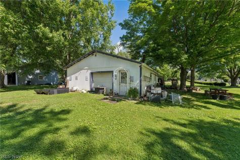 83 E Main Street Seville OH 44273
