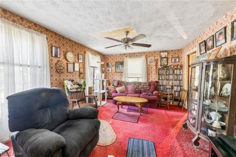 83 E Main Street Seville OH 44273