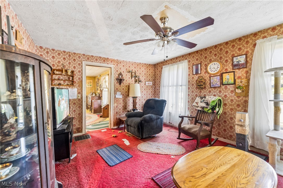 83 E Main Street Seville OH 44273