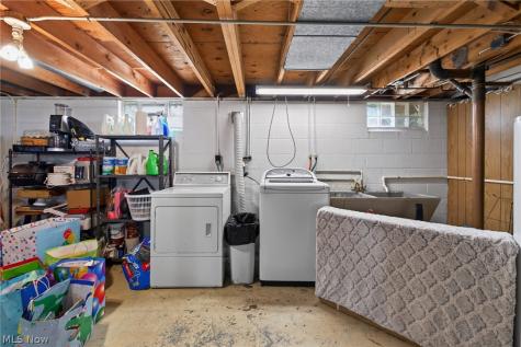 46785 Middle Ridge Road Amherst OH 44001