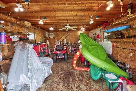 46785 Middle Ridge Road Amherst OH 44001