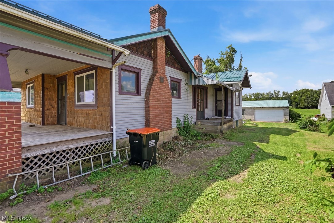 112 4th Street Frazeysburg OH 43822