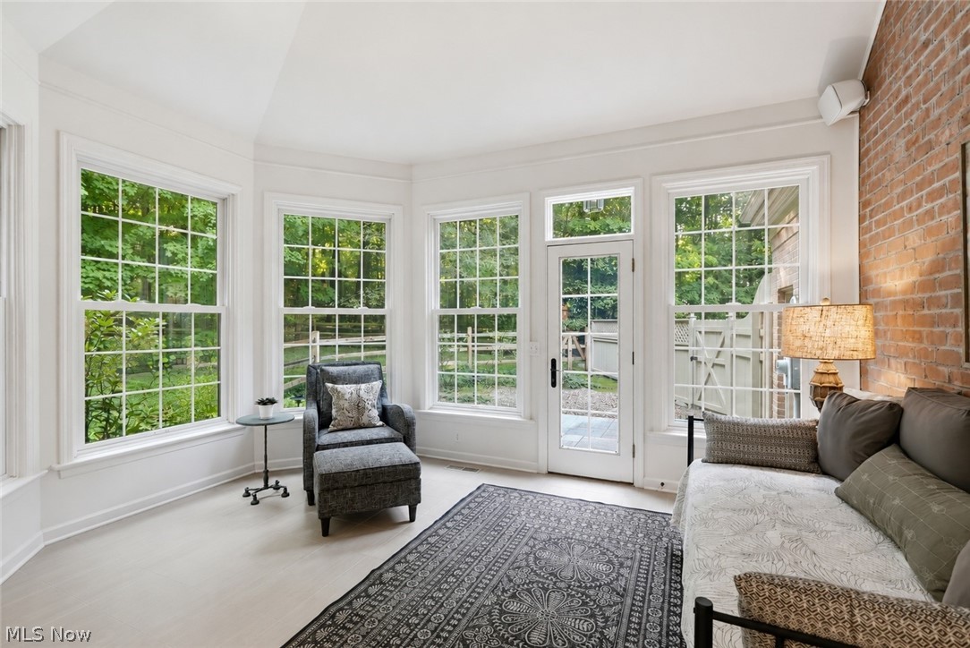 15265 Suffolk Lane Chagrin Falls OH 44022