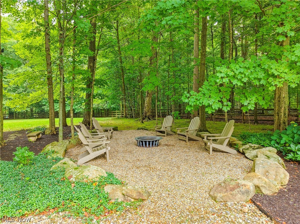 15265 Suffolk Lane Chagrin Falls OH 44022