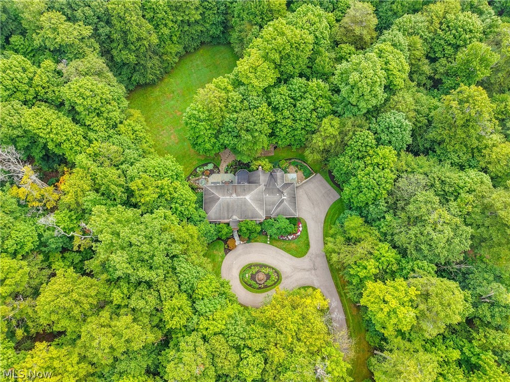 15265 Suffolk Lane Chagrin Falls OH 44022