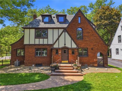 2208 Cleveland Road Wooster OH 44691