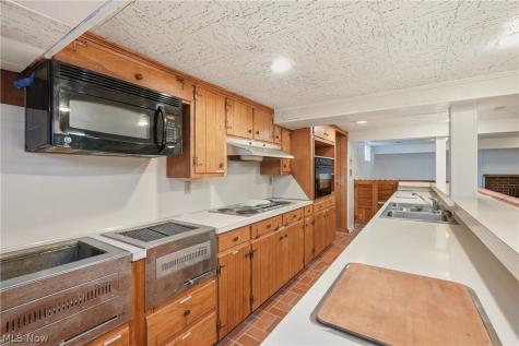 2208 Cleveland Road Wooster OH 44691