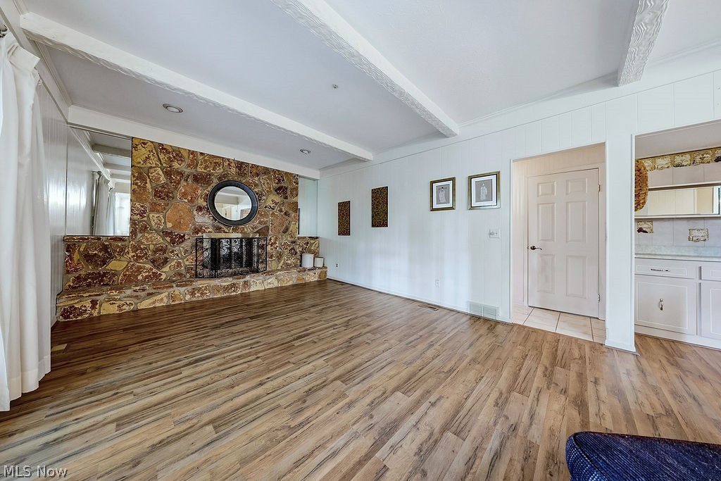 6982 Carol Drive Independence OH 44131