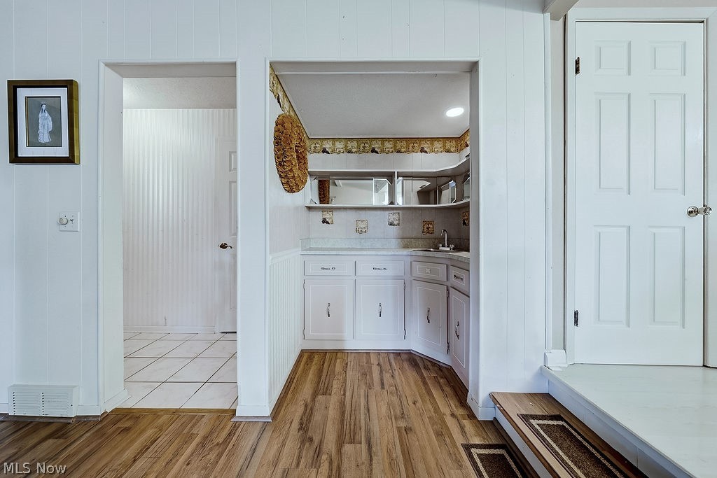 6982 Carol Drive Independence OH 44131