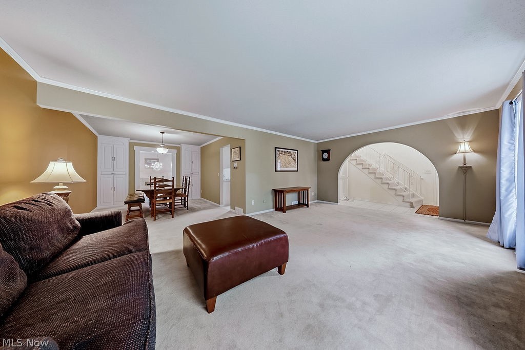 6982 Carol Drive Independence OH 44131