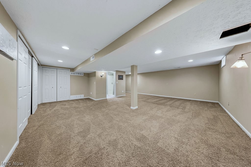 6982 Carol Drive Independence OH 44131