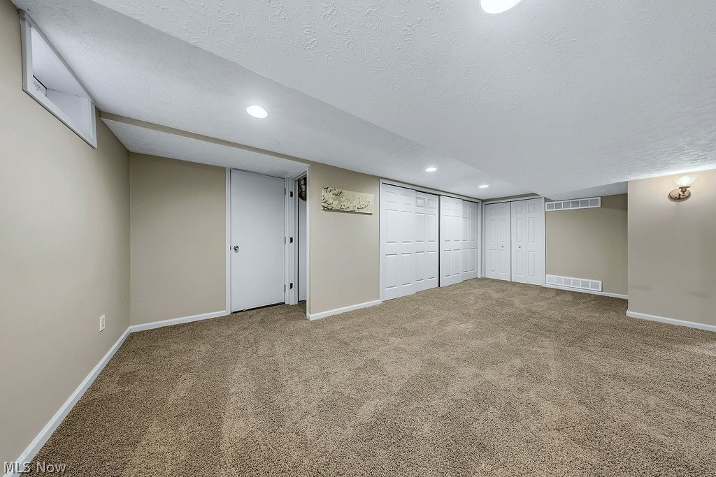 6982 Carol Drive Independence OH 44131