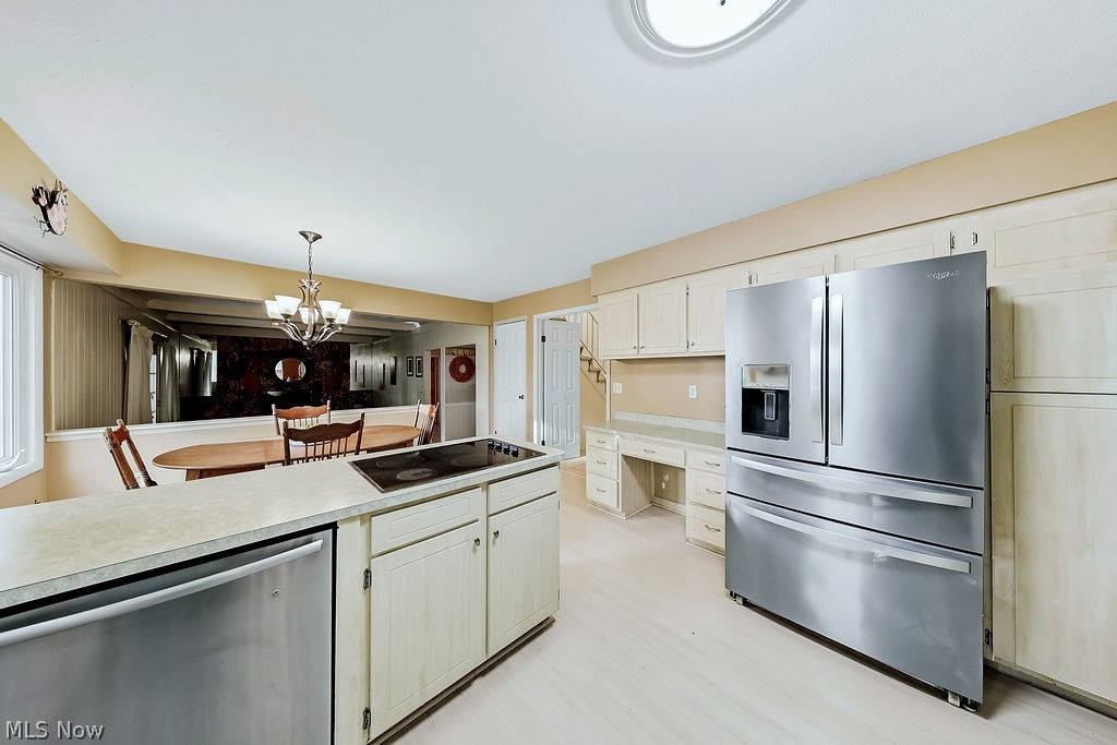 6982 Carol Drive Independence OH 44131