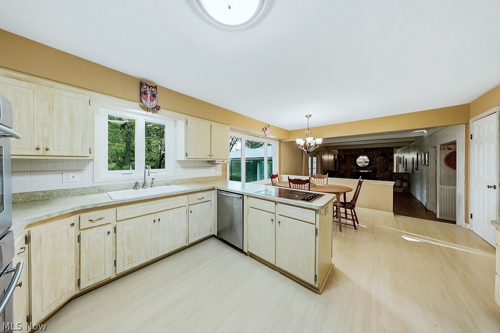 6982 Carol Drive Independence OH 44131