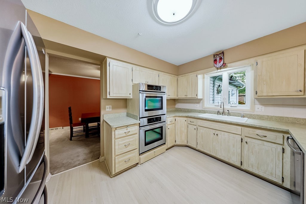 6982 Carol Drive Independence OH 44131