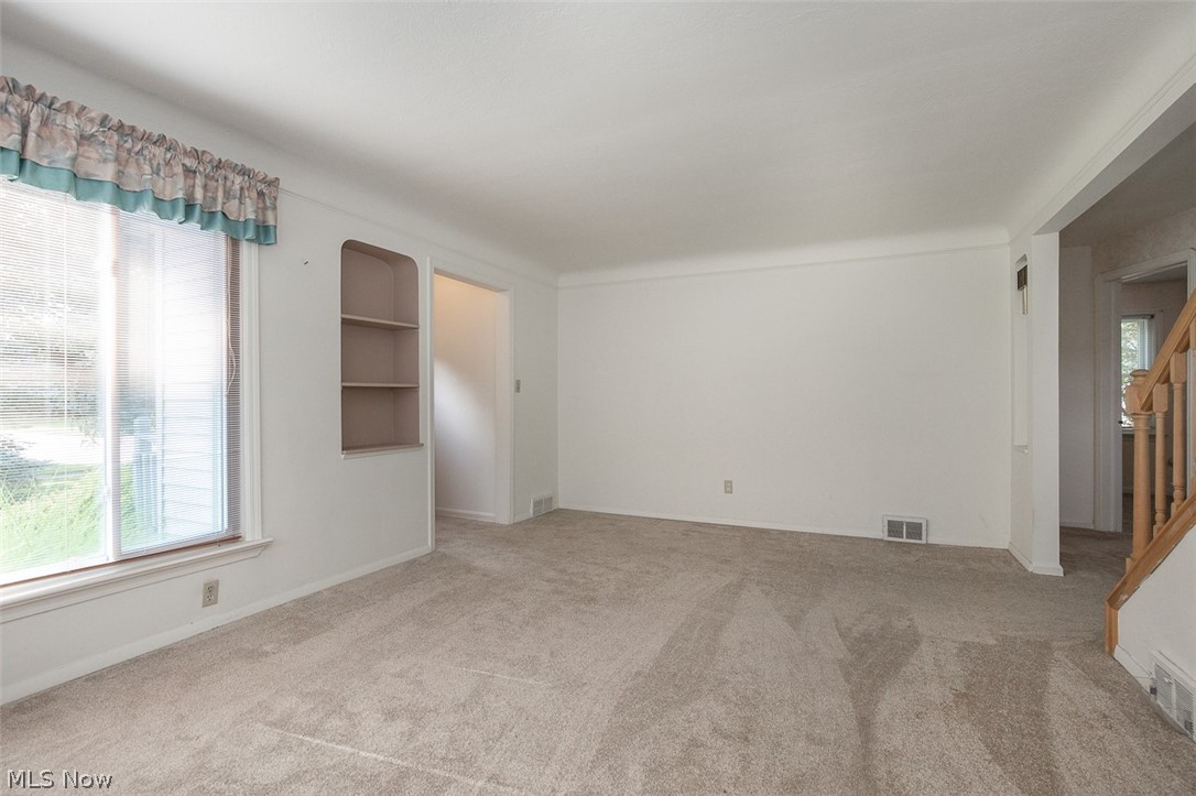 6453 W 130th Street Parma Heights OH 44130