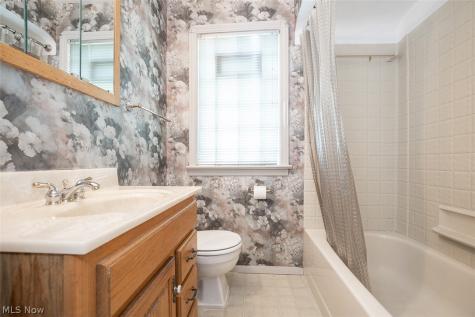6453 W 130th Street Parma Heights OH 44130