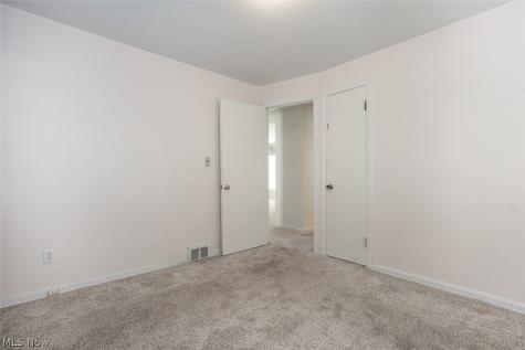 6453 W 130th Street Parma Heights OH 44130