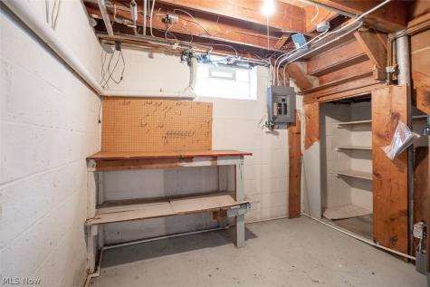6453 W 130th Street Parma Heights OH 44130
