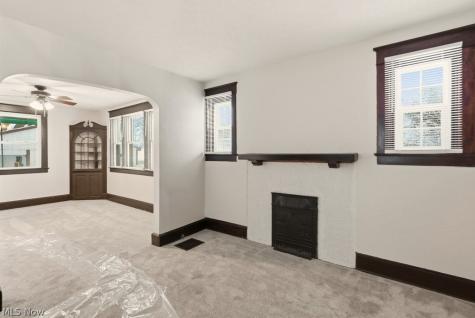 1899 Hillside Terrace Akron OH 44305