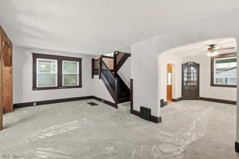 1899 Hillside Terrace Akron OH 44305