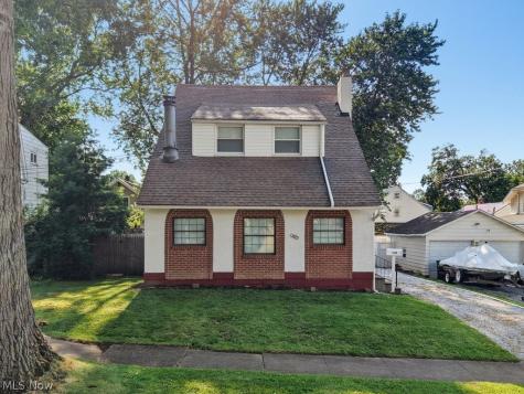 1899 Hillside Terrace Akron OH 44305