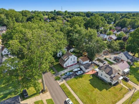 1899 Hillside Terrace Akron OH 44305