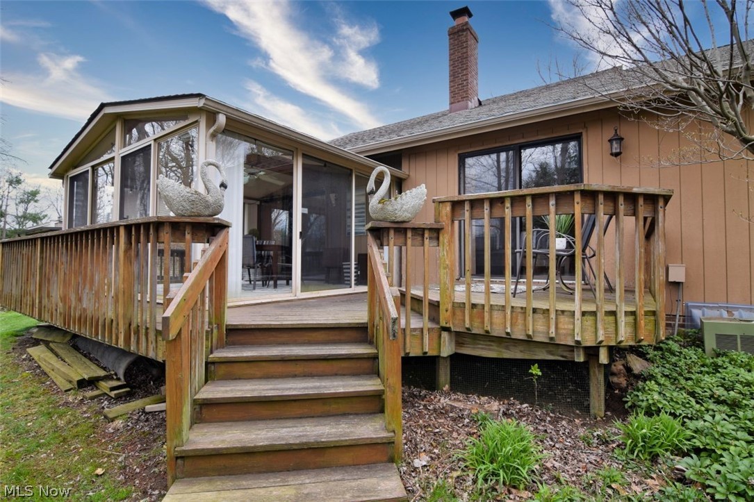 6470 Woodhawk Drive Mayfield Heights OH 44124