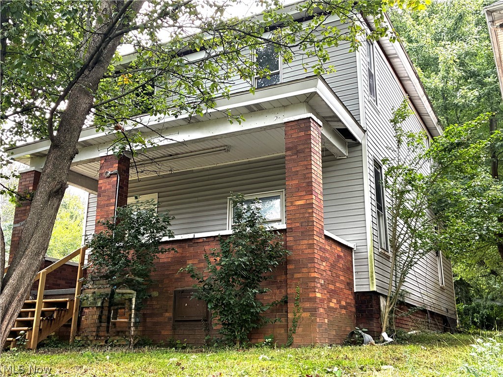 410 Blakeley East Liverpool OH 43920