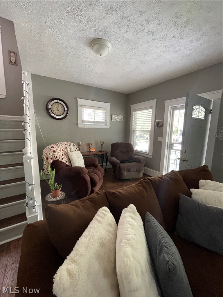 2092 W 87th Street Cleveland OH 44102