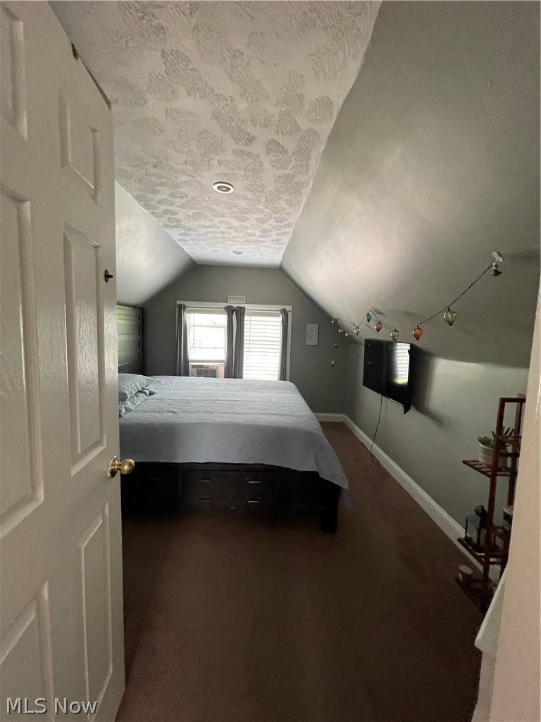 2092 W 87th Street Cleveland OH 44102