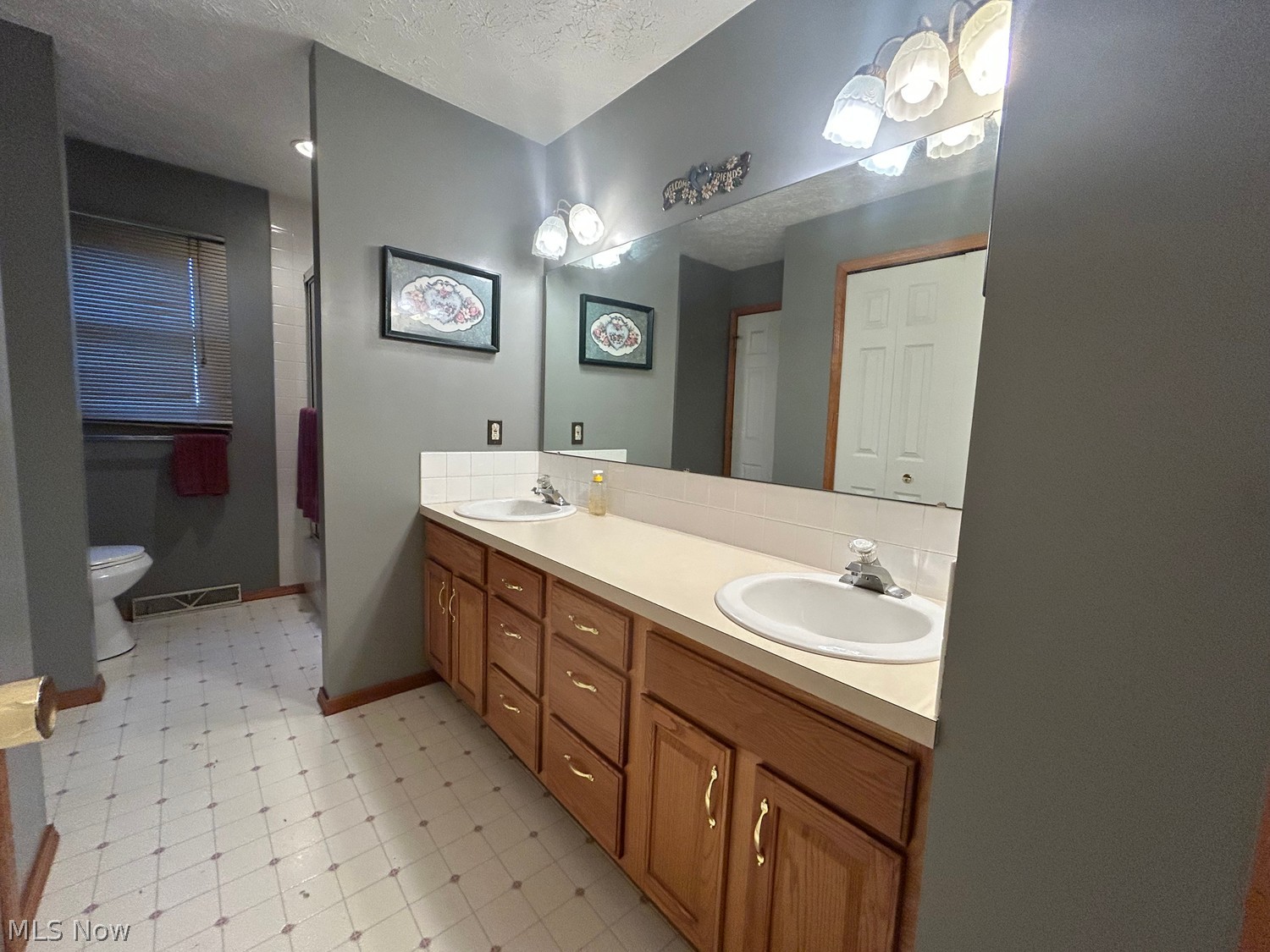 442 Berry Ridge Drive Amherst OH 44001