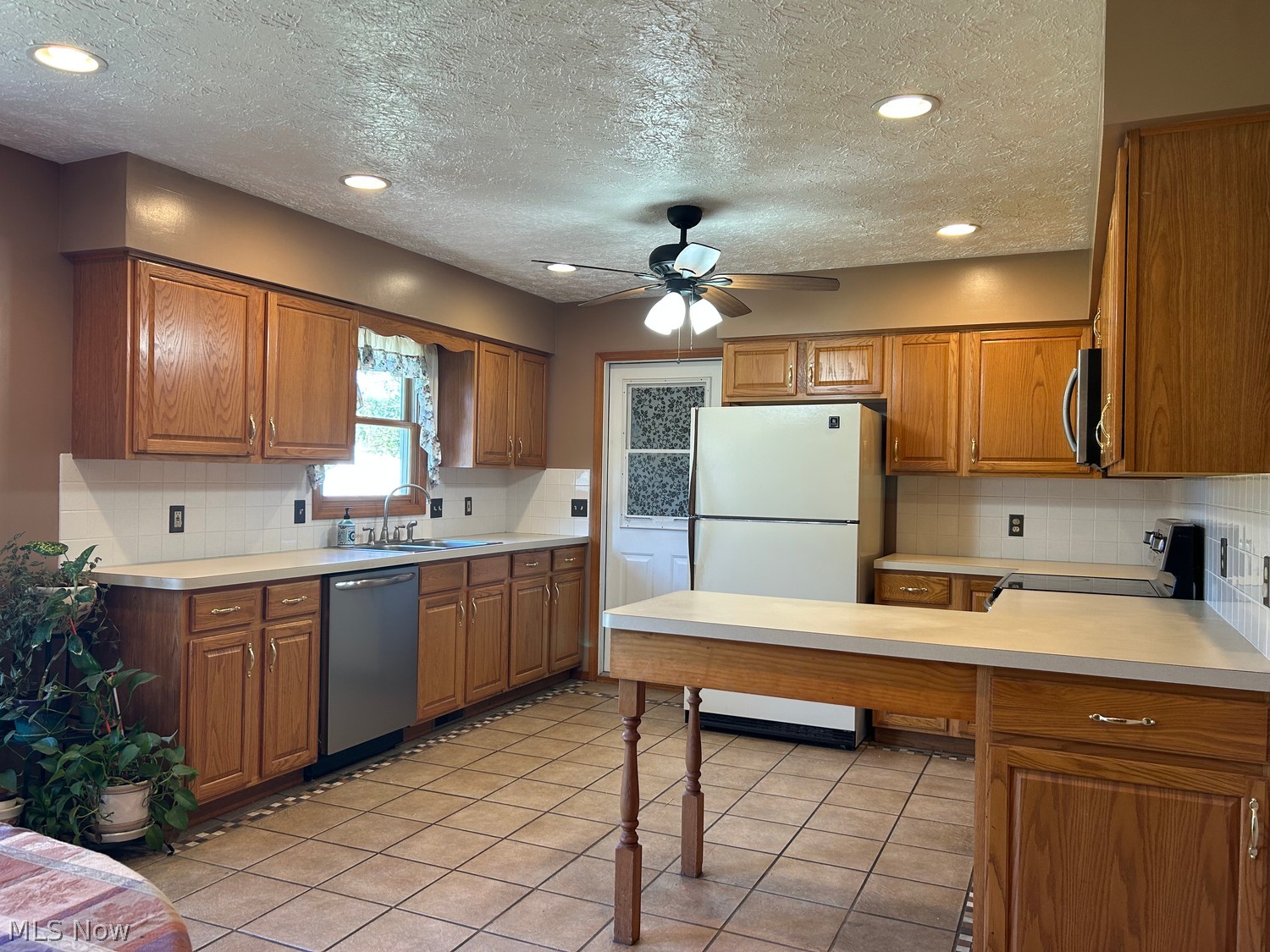 442 Berry Ridge Drive Amherst OH 44001