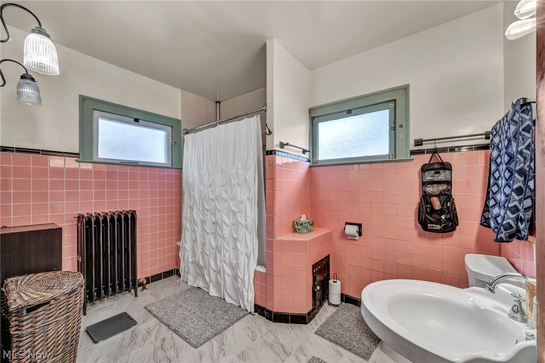 2205 Grandview Avenue Cleveland Heights OH 44106
