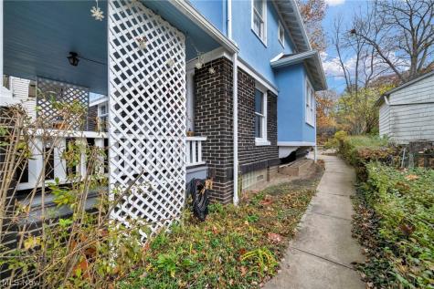 2205 Grandview Avenue Cleveland Heights OH 44106