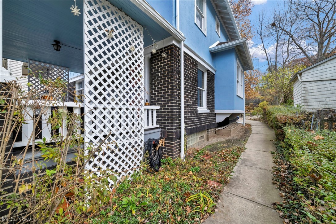 2205 Grandview Avenue Cleveland Heights OH 44106