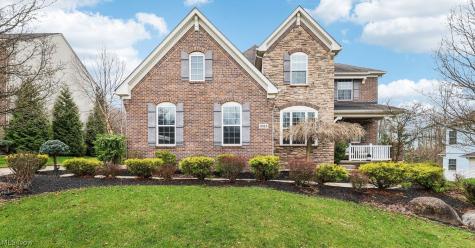 9313 W Hampton Drive North Royalton OH 44133