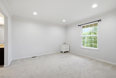 9313 W Hampton Drive North Royalton OH 44133