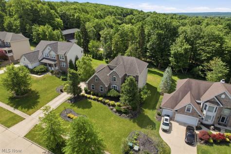 9313 W Hampton Drive North Royalton OH 44133