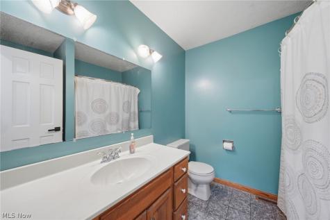 7179 Darrow Road Hudson OH 44236