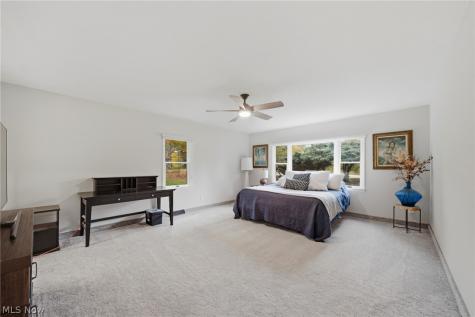 7179 Darrow Road Hudson OH 44236