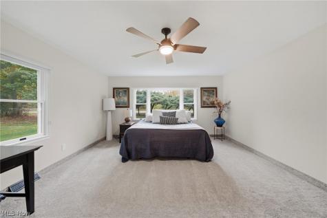 7179 Darrow Road Hudson OH 44236