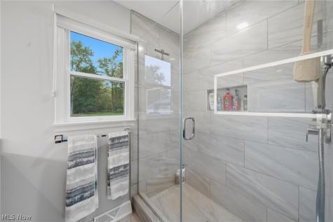 7179 Darrow Road Hudson OH 44236